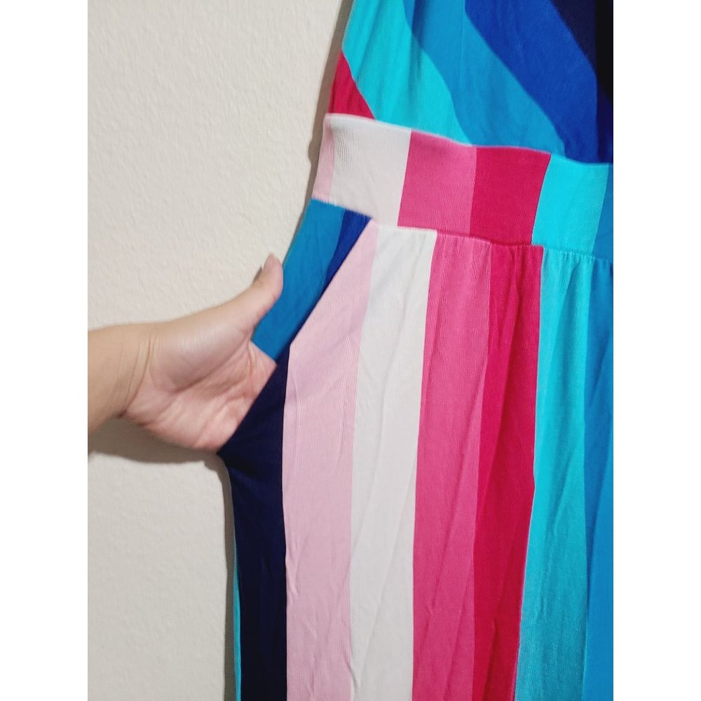 Colorful Striped Jumpsuit - Picture 4 of 7